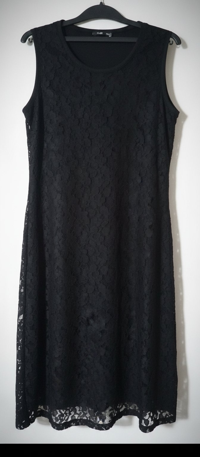 Robe dentelle noire