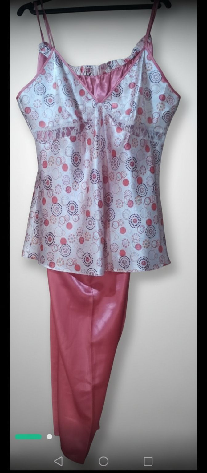 Pyjama satiné femme 