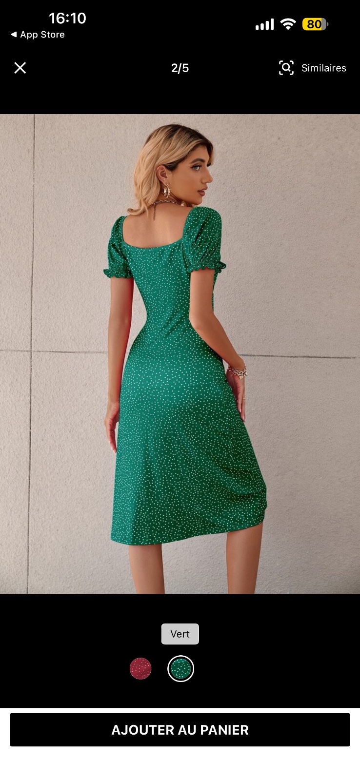 Robe vert avec petit poids blanc