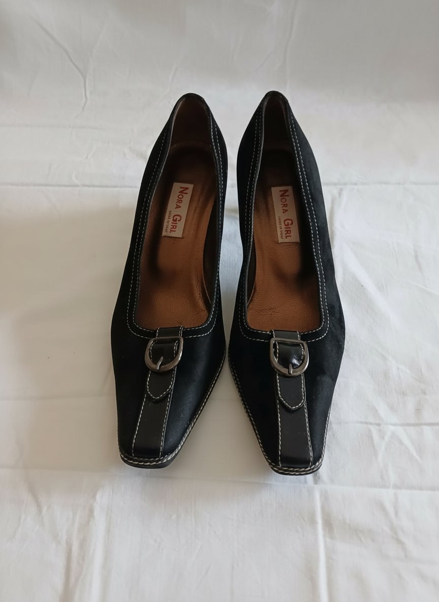 Nora girl black heels 🤍🐦‍⬛ ⋆𖦹.✧˚