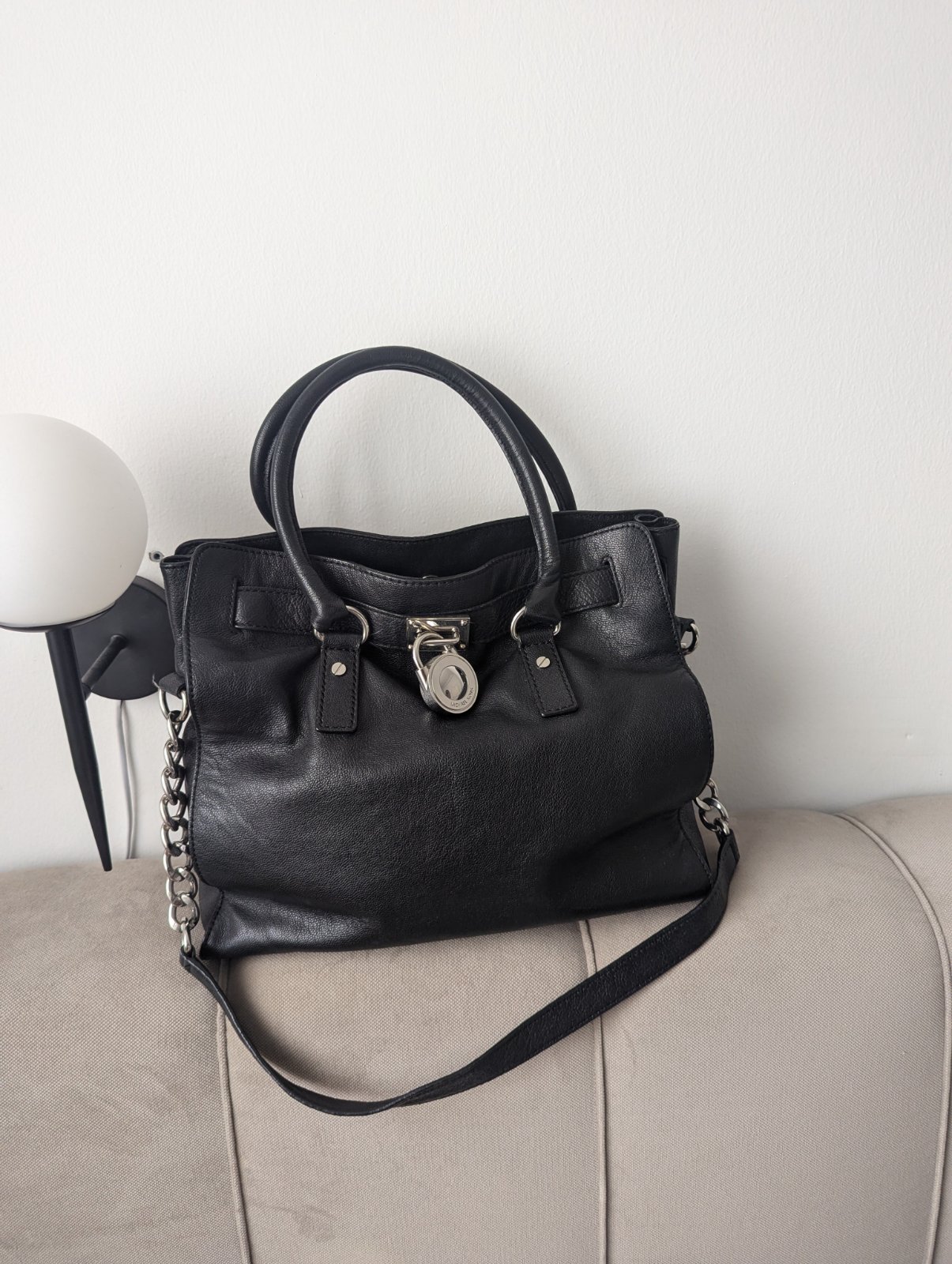 Authentic Michael Kors leather bag big size 