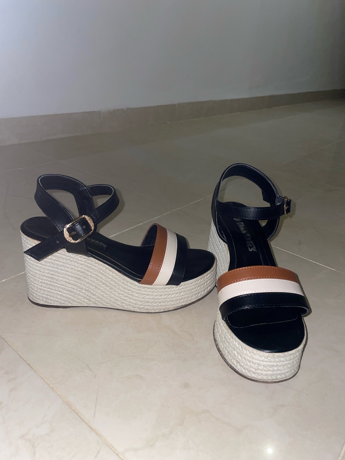 Sandales compensés