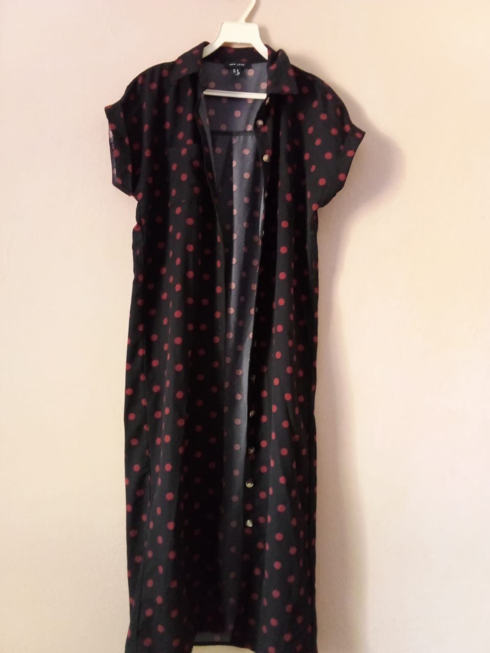Robe chemise longue importée de la marque new look 