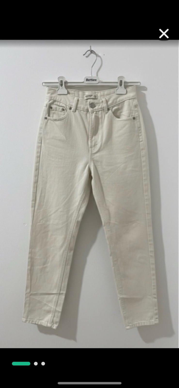 Mom jean pull&bear taille 34 
