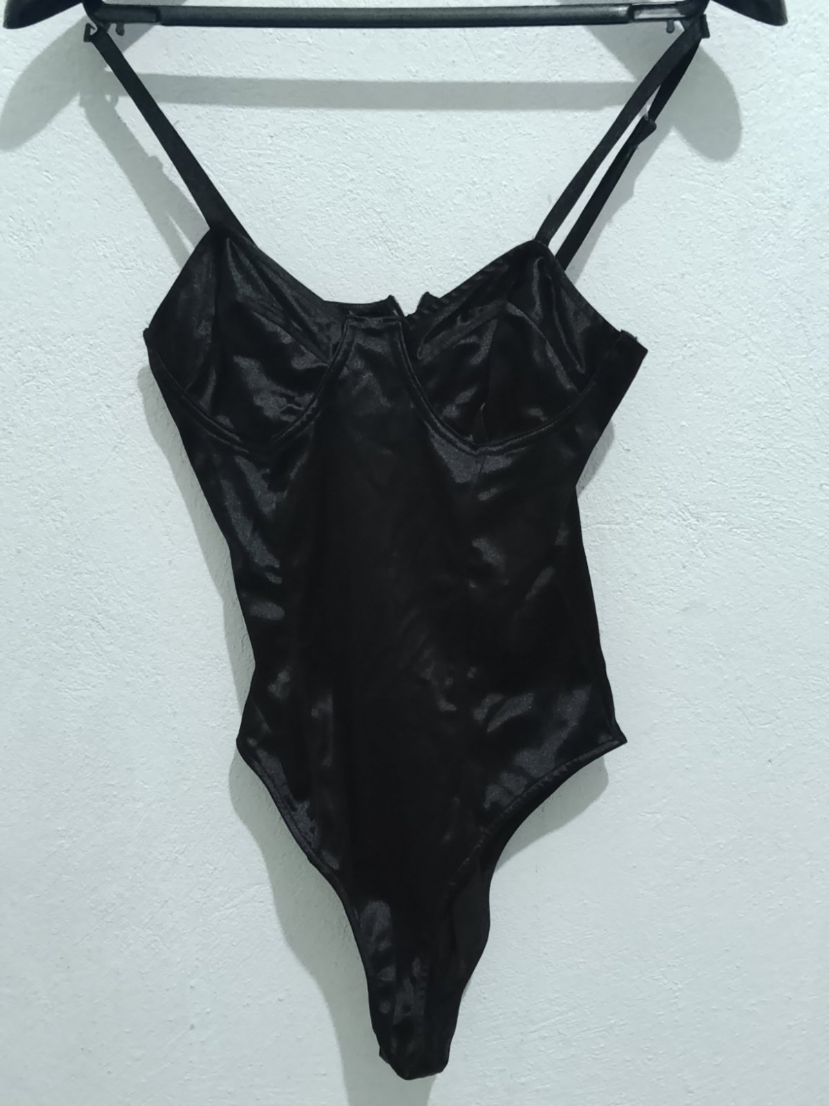 Body noir chic, confortable et élégant. 🖤