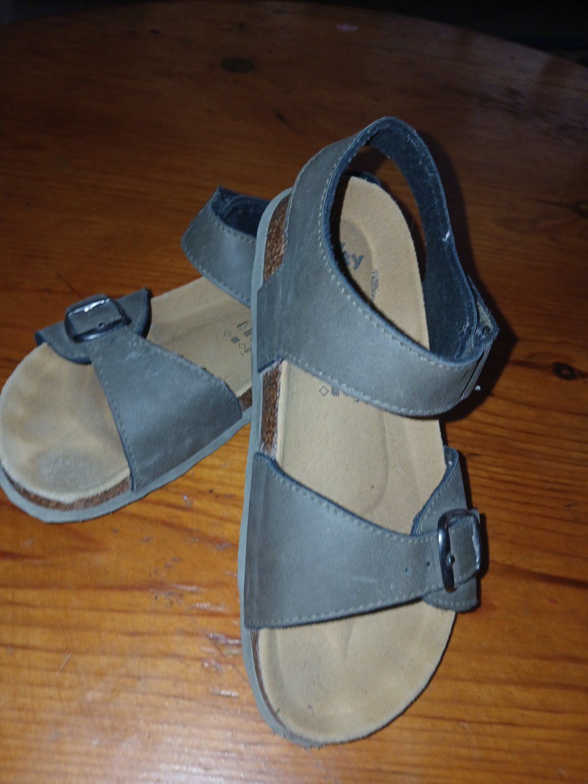 Sandale
