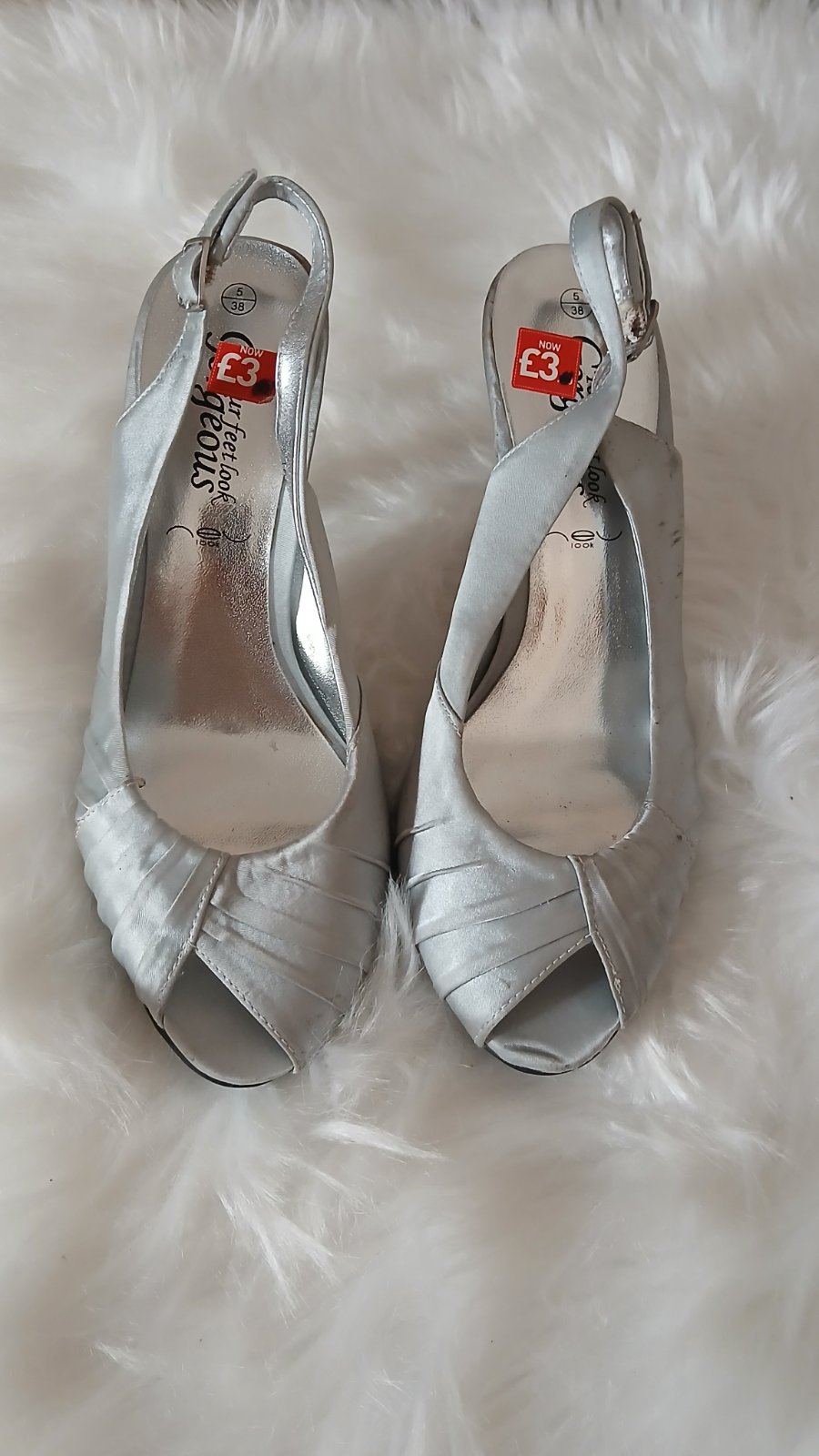 Escarpins chic, soirée, gris clair, jdid ,pointure 38