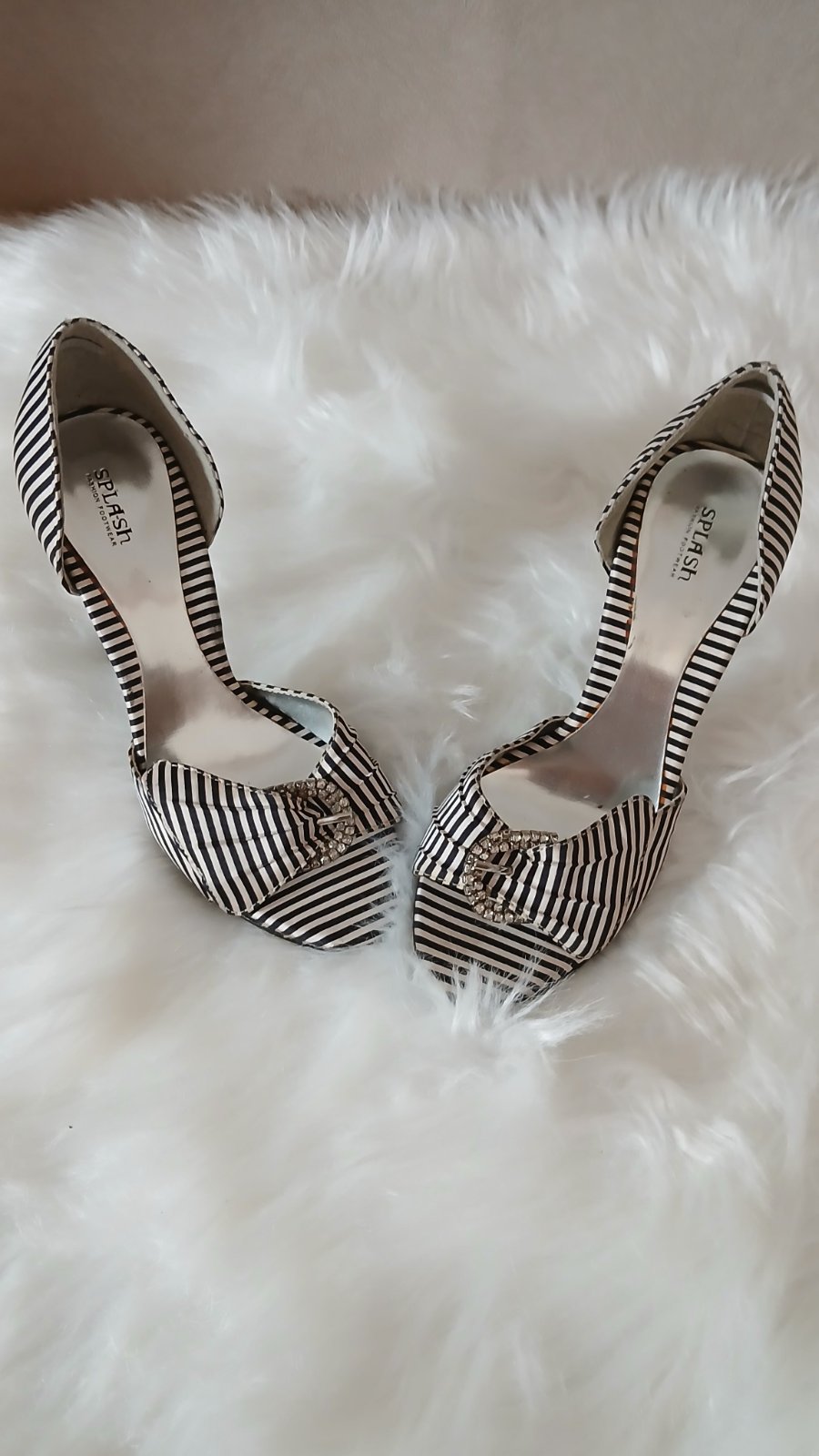 Escarpins chic, bon qualité, couleur zèbre, pointure 38