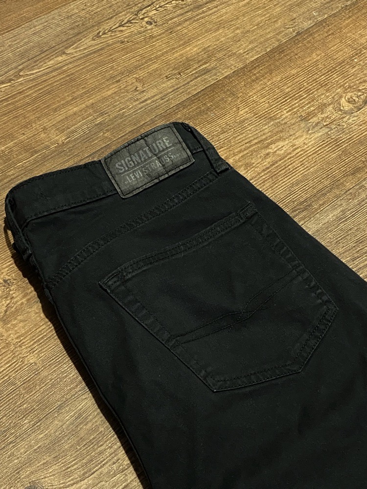 Jean noir levis