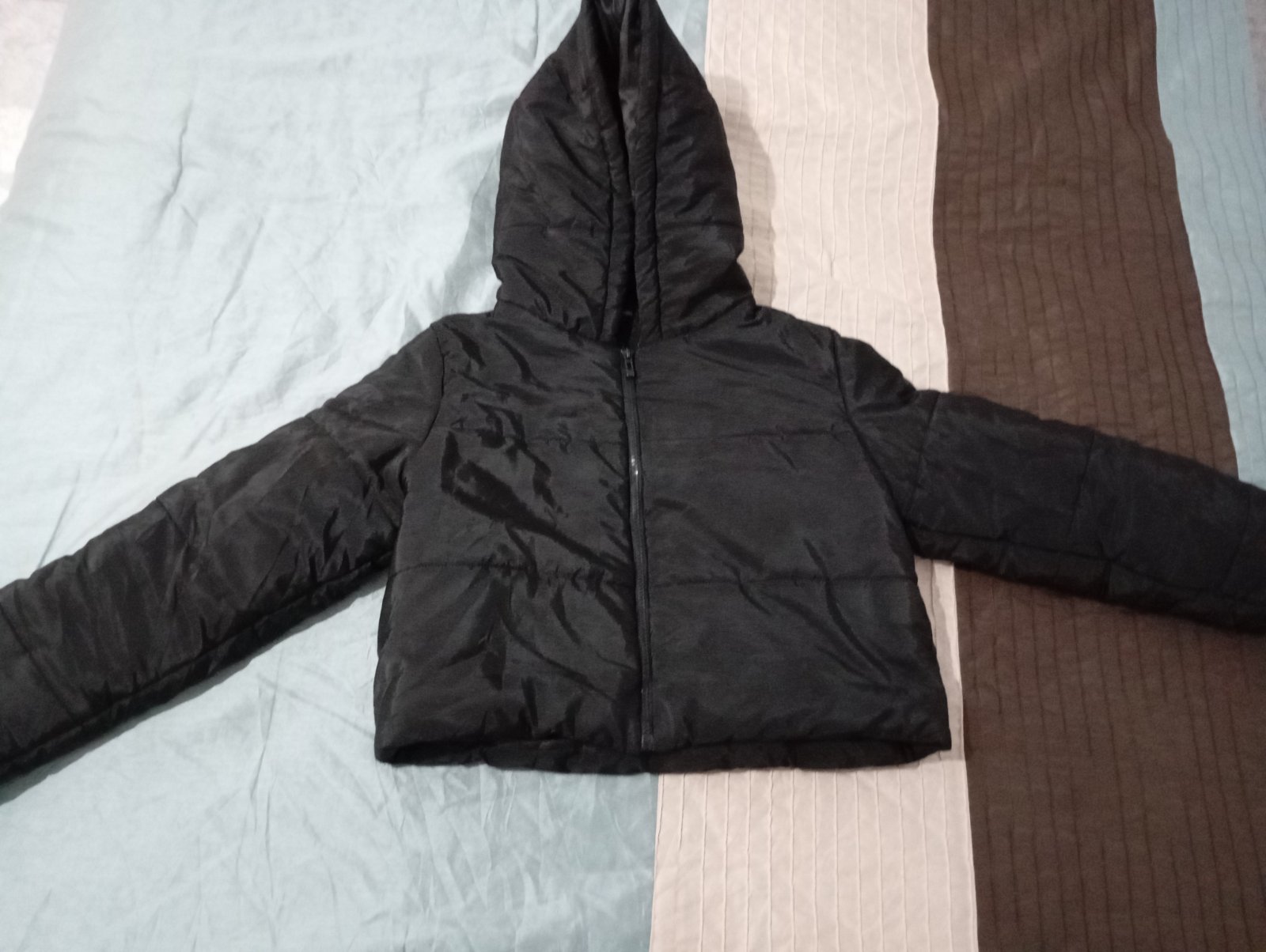 Veste noir courte 