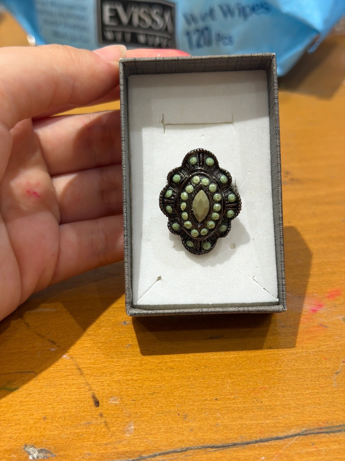 Bague en noir et vert