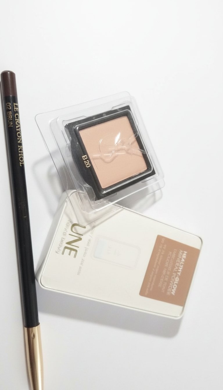 F de teint ysl crayon maron lancome et bronzer une