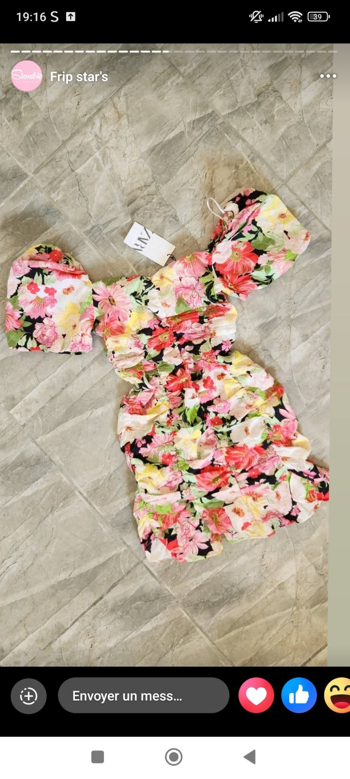 Robe fleurie en très bon état 🥰