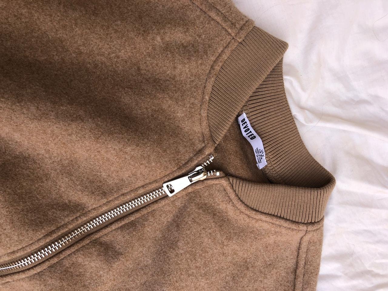 Veste greige Neuf 