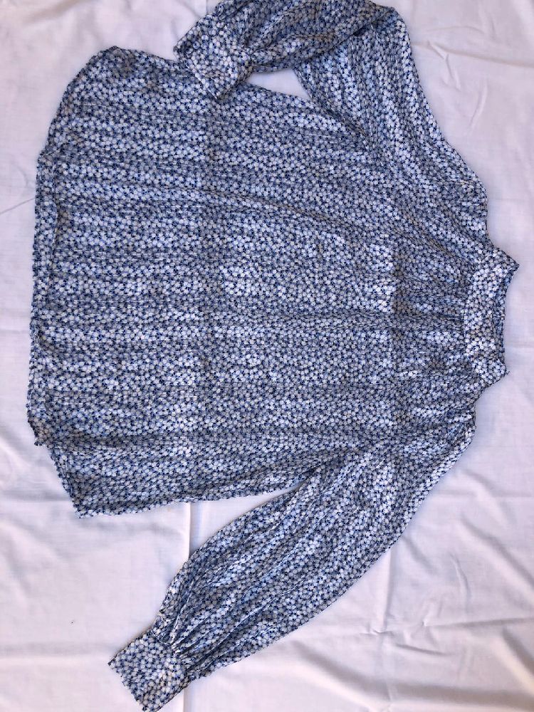 Chemise en soie h&m très élégante 