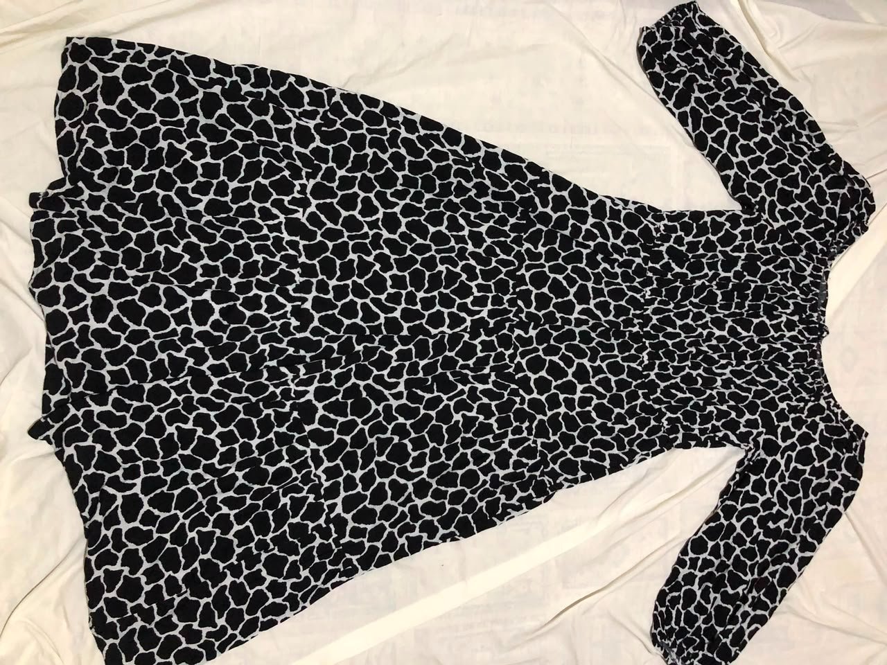 Robe noire et blanc m&f