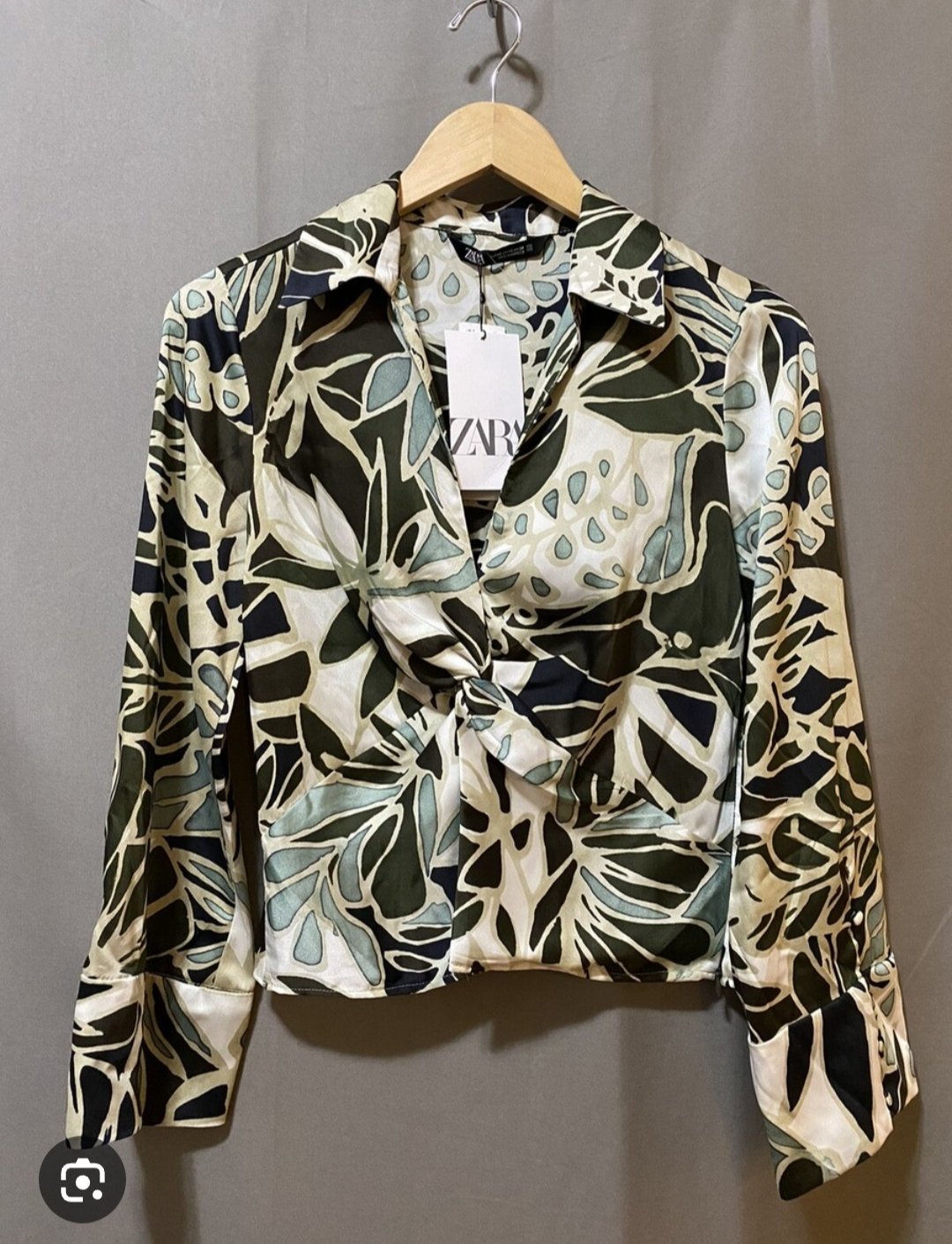 Zara green floral blouse 