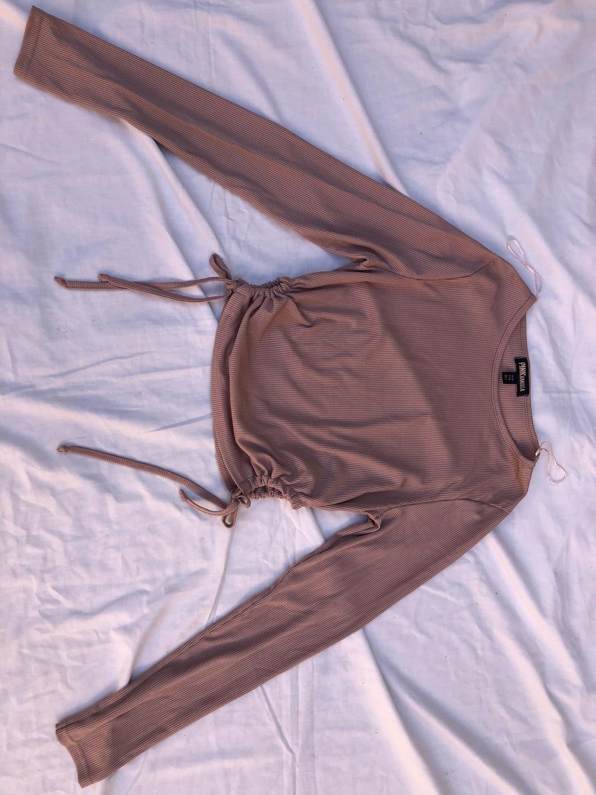 Pull beige neuf 