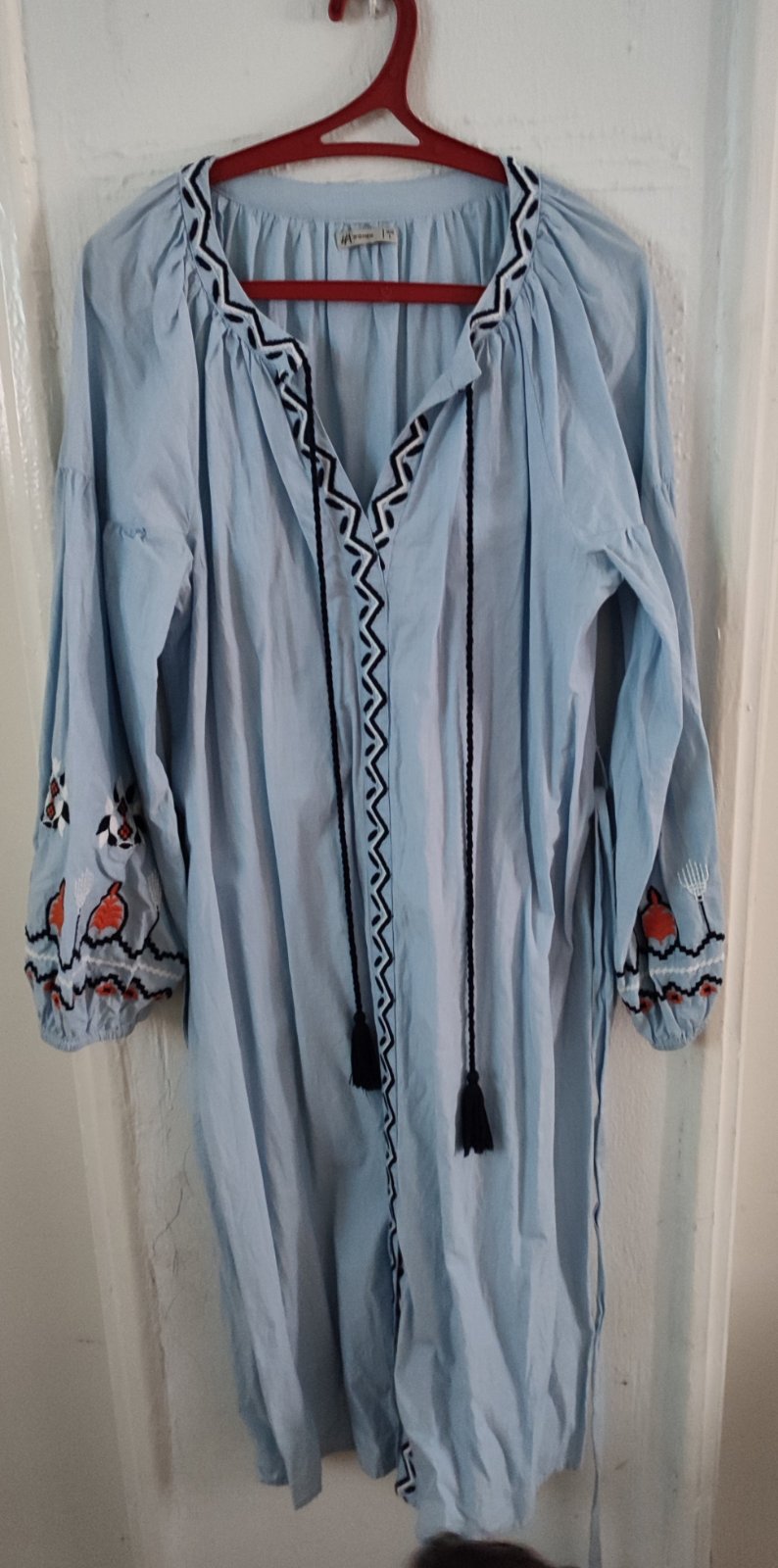 Robe brodée