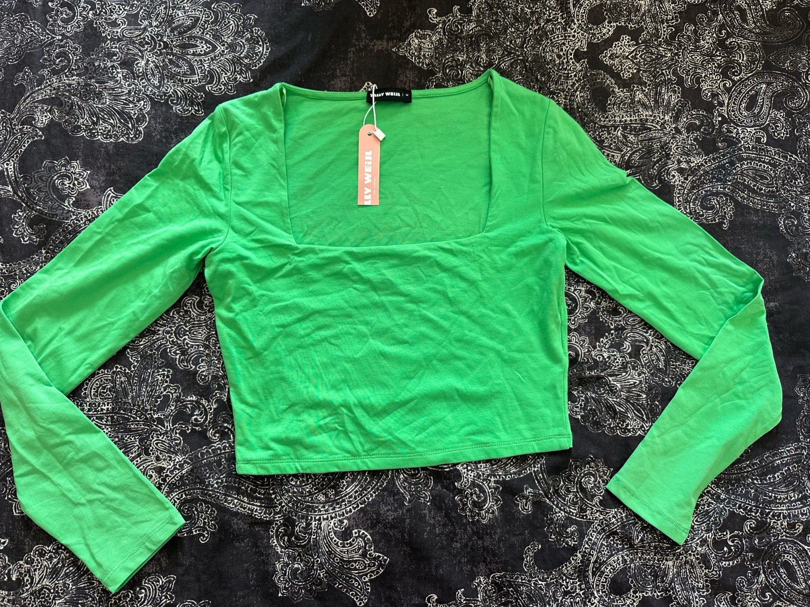 Pull vert crop top taille M 