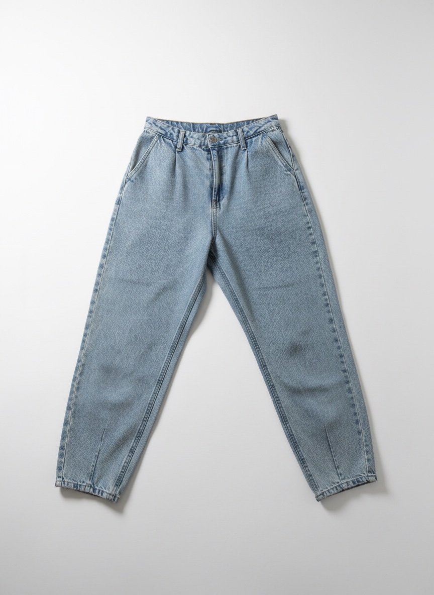 Slouchy jean taille 38 stradivarius 