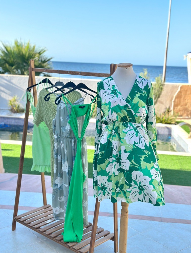 Robe fleurie vert 