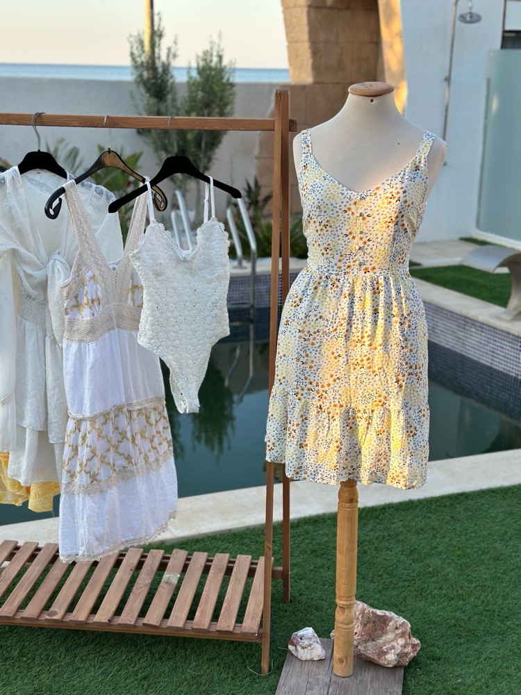 Robe de la marque vila