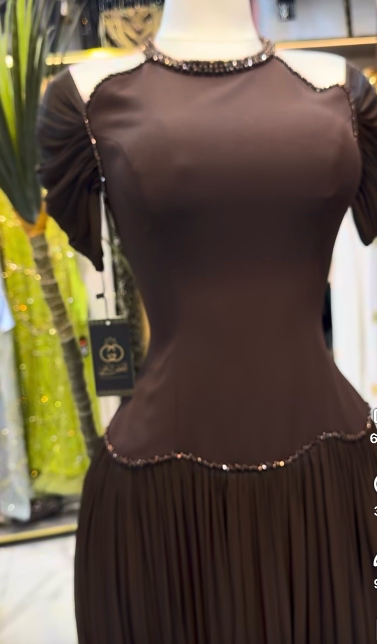 Je cherche chkoun 3ndou model haka a vendre 