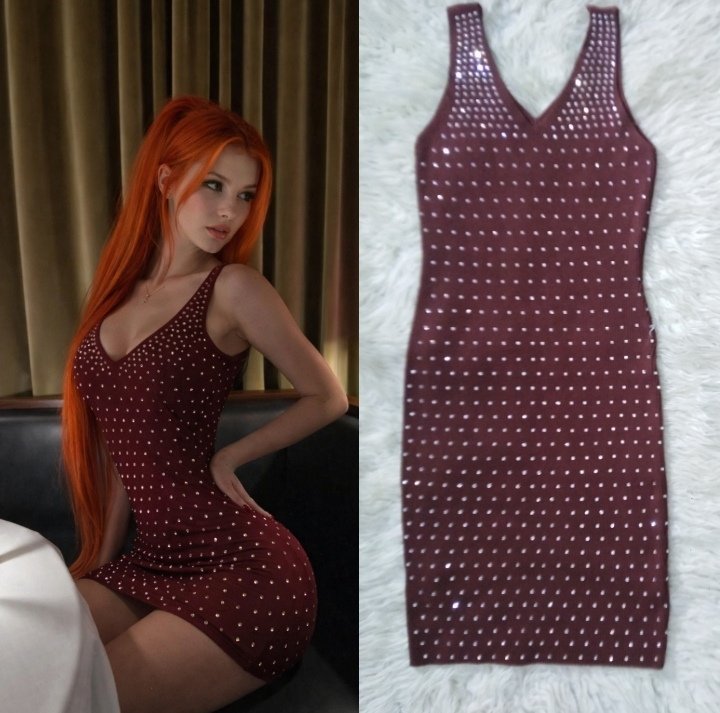 Robe marron en laine taille s/m avec diamants argent 