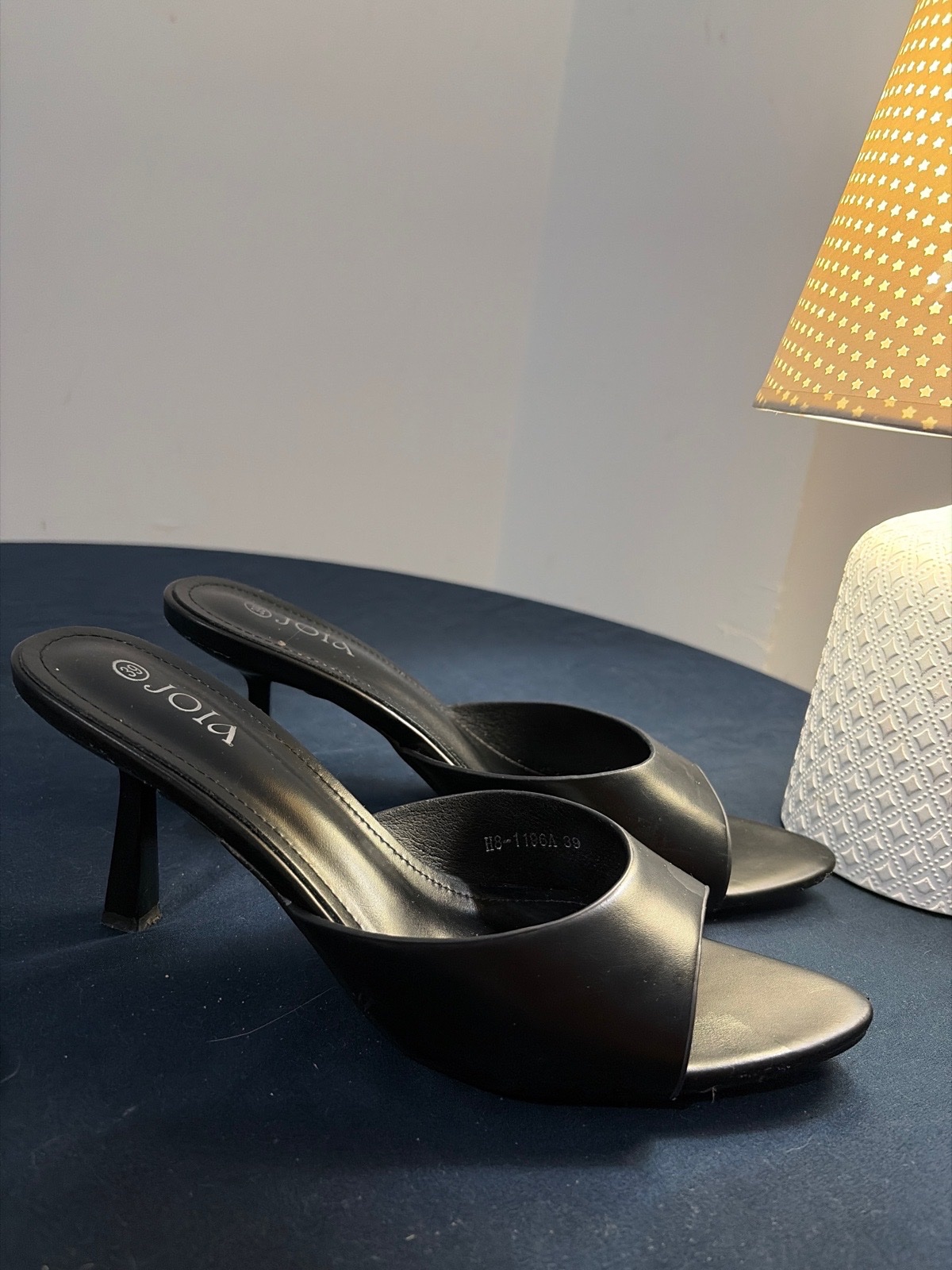 Mules noires