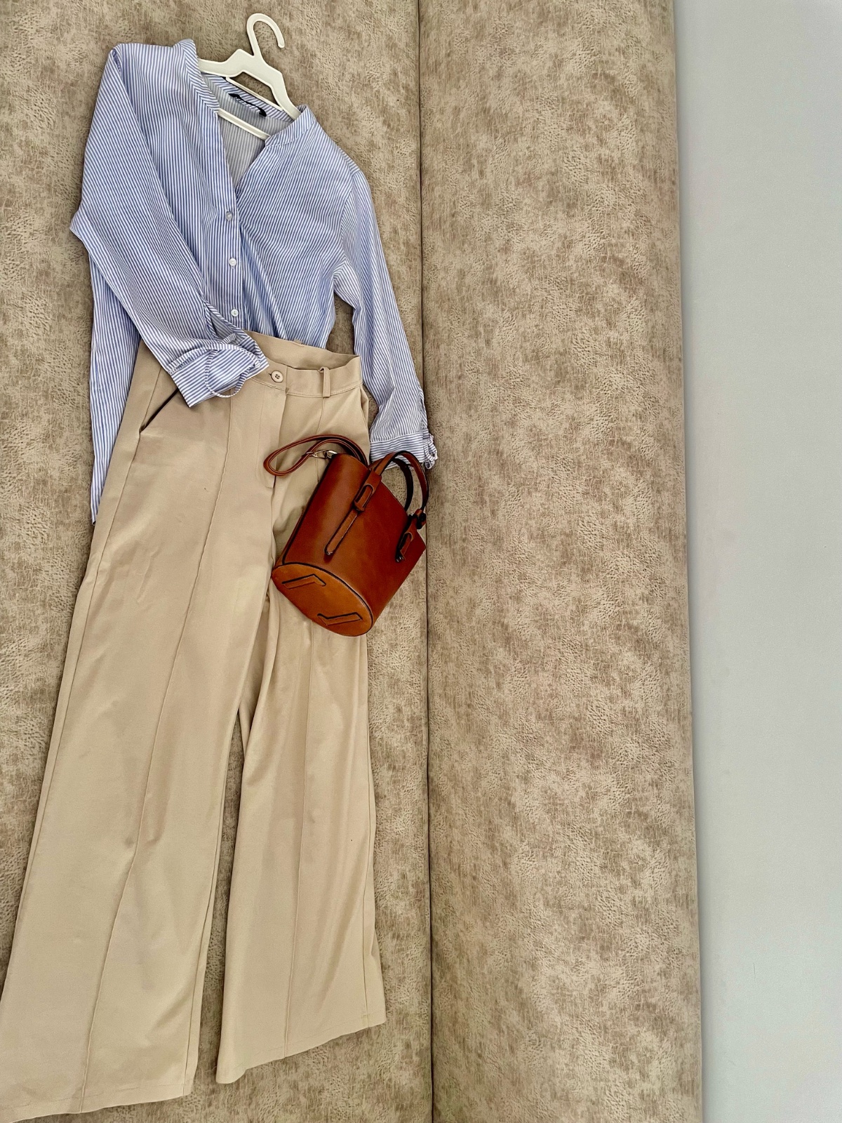 Pantalon large beige
