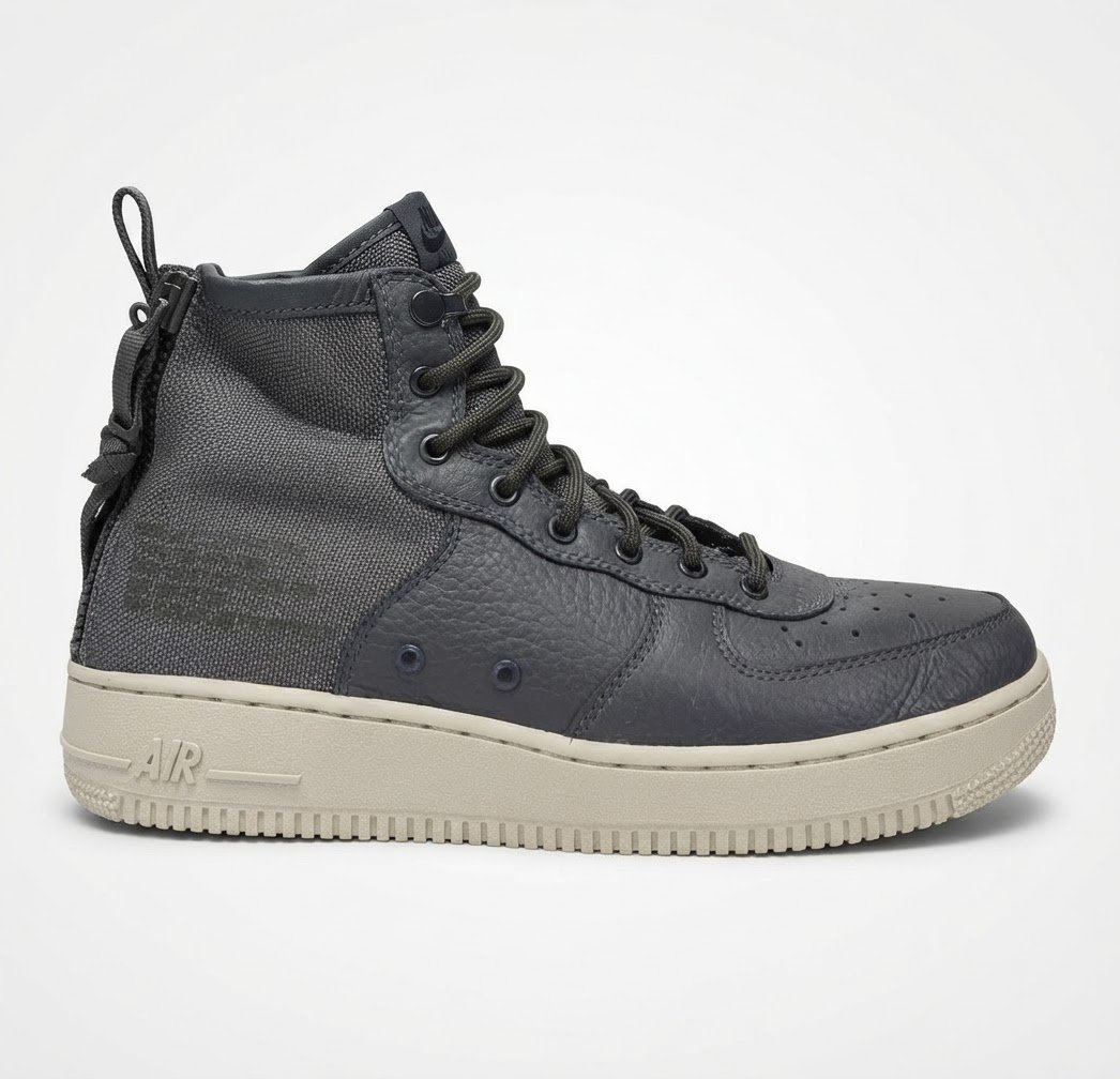 Sneaker Nike SF Air Force 1 Mid 