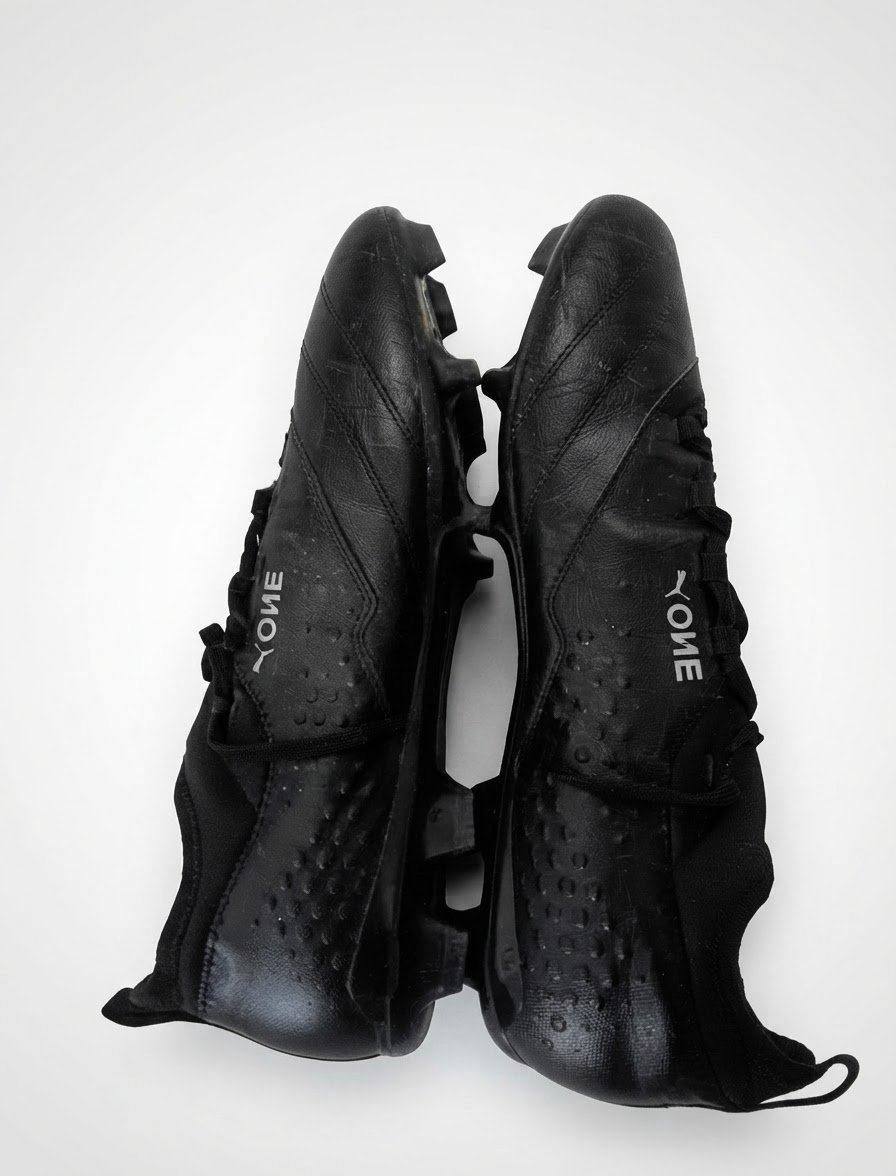 Puma ONE Blackout Edition