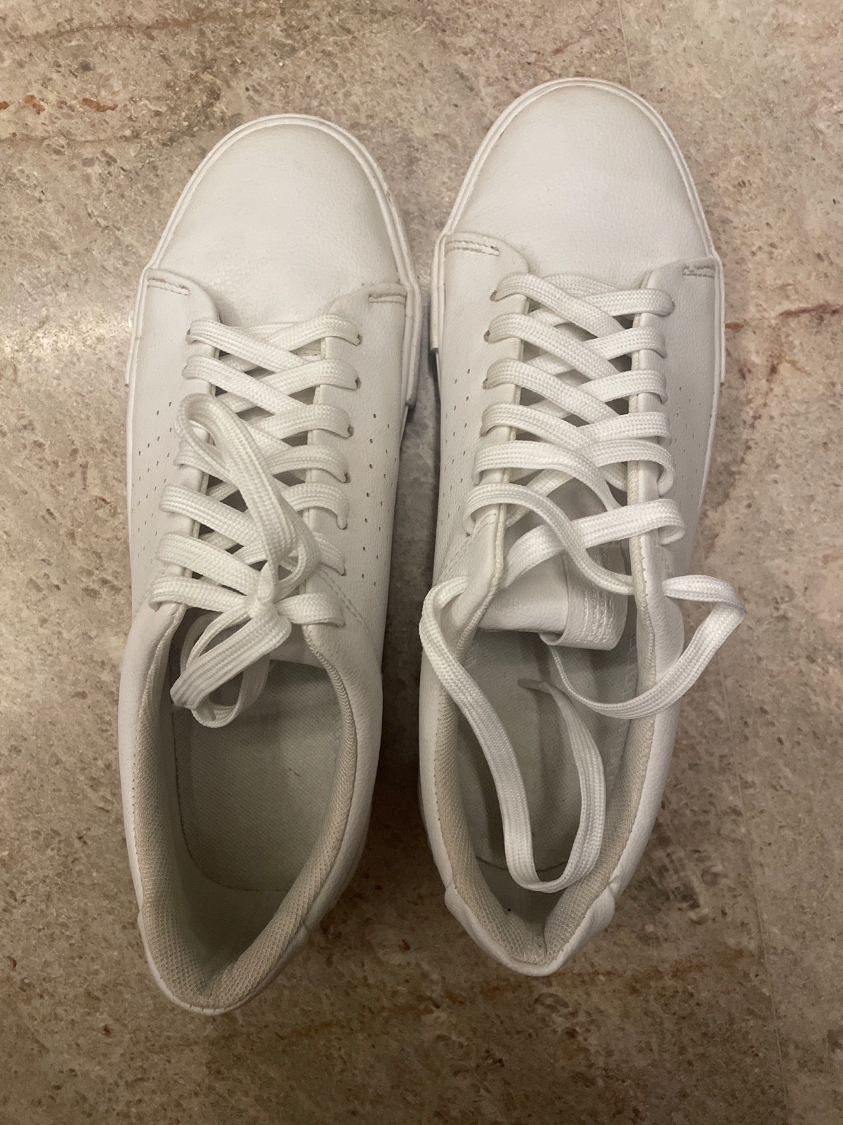 Chaussures blanches 