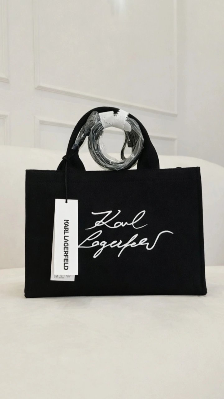 Karl Lagerfeld 