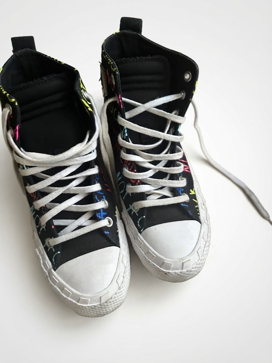 Converse