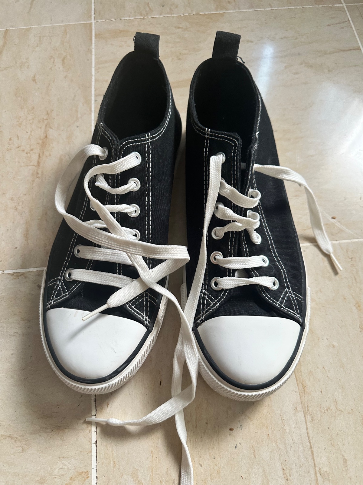 Converse