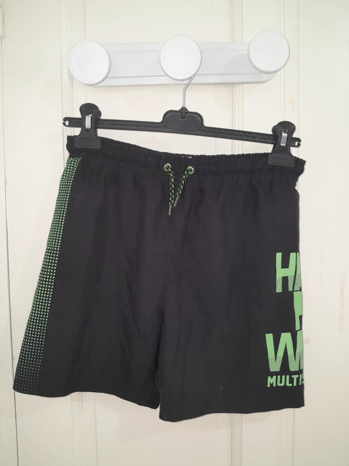 Short de plage tres joli et comfort