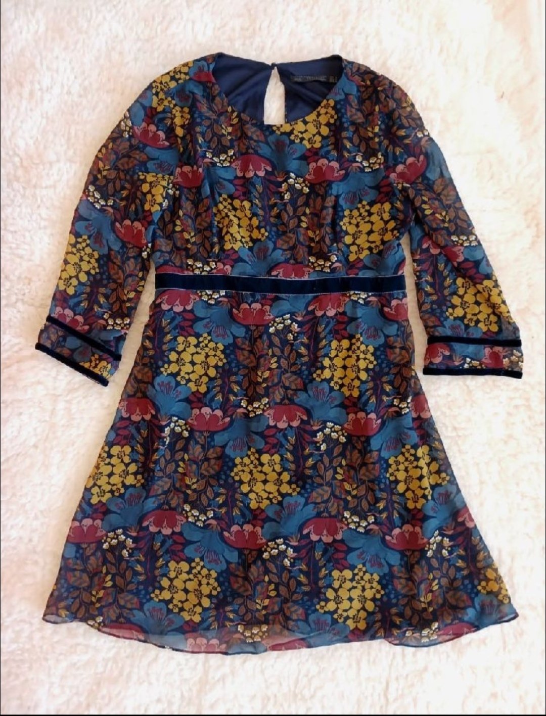 Robe Zara avec des fleurs 