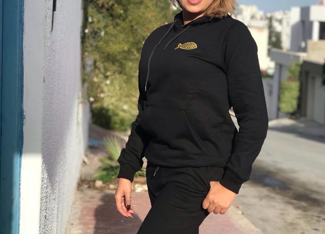 Hoodie noir - Hwita logo en rouge