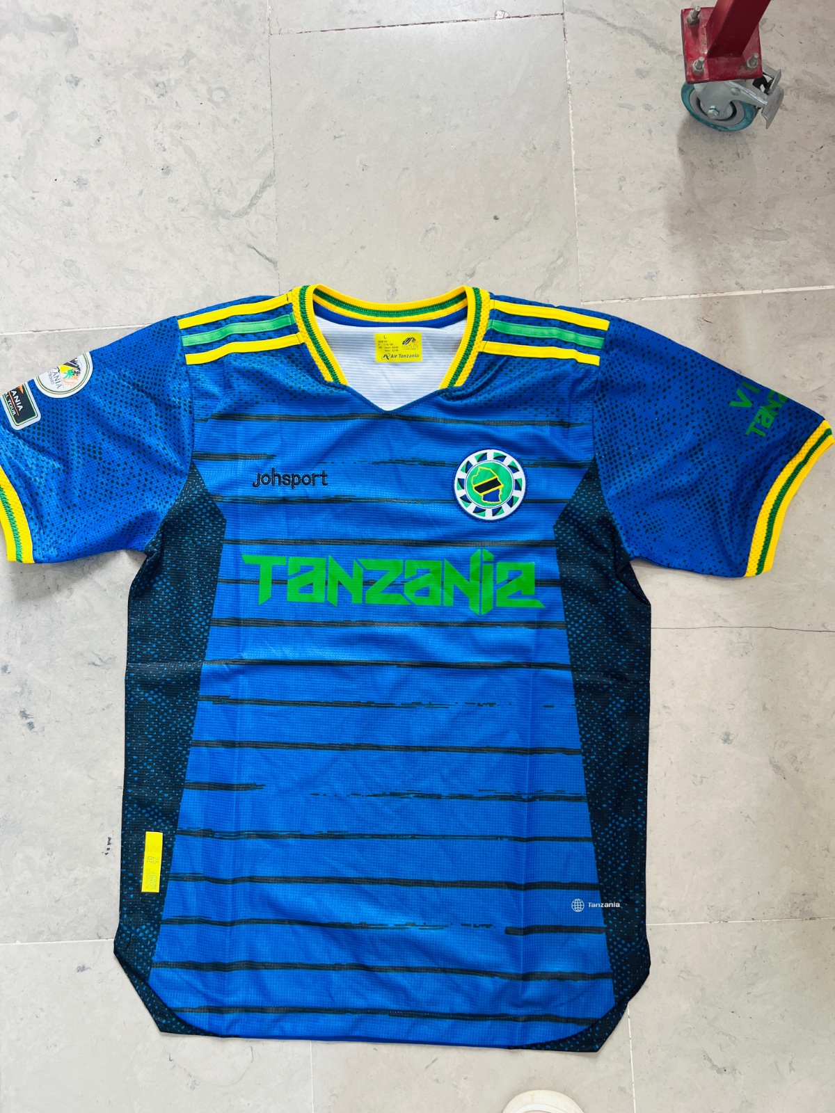 T shirt tanzania 