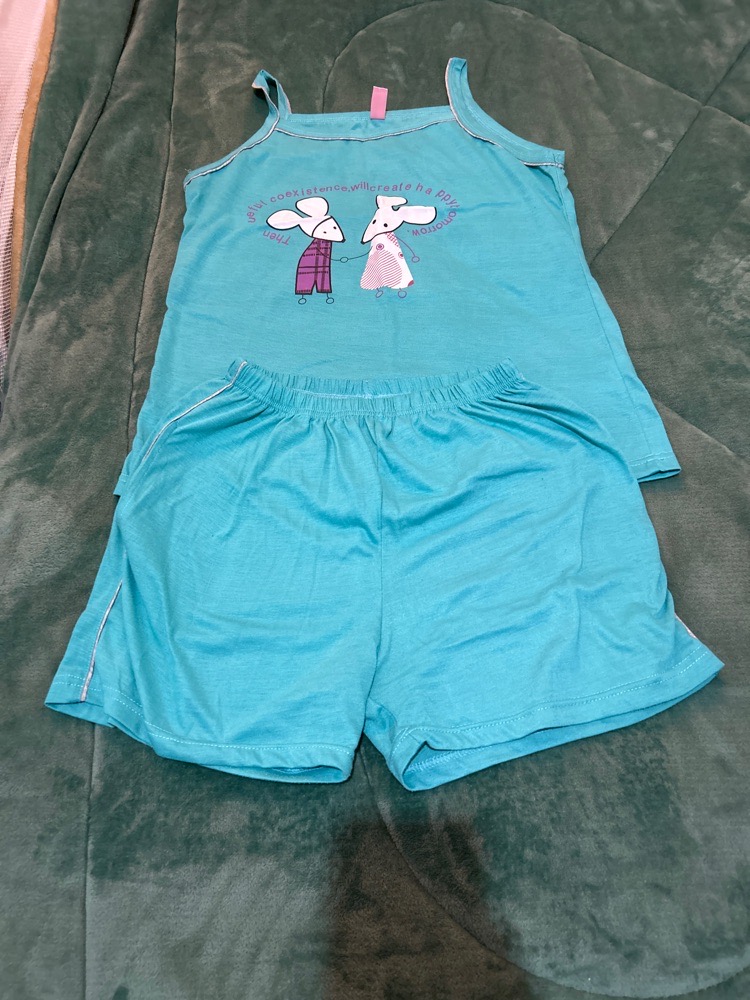Bretelle et short