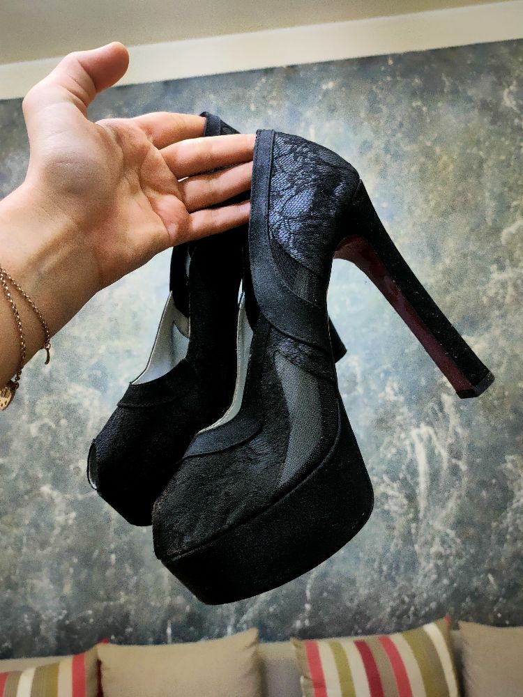 Heels 