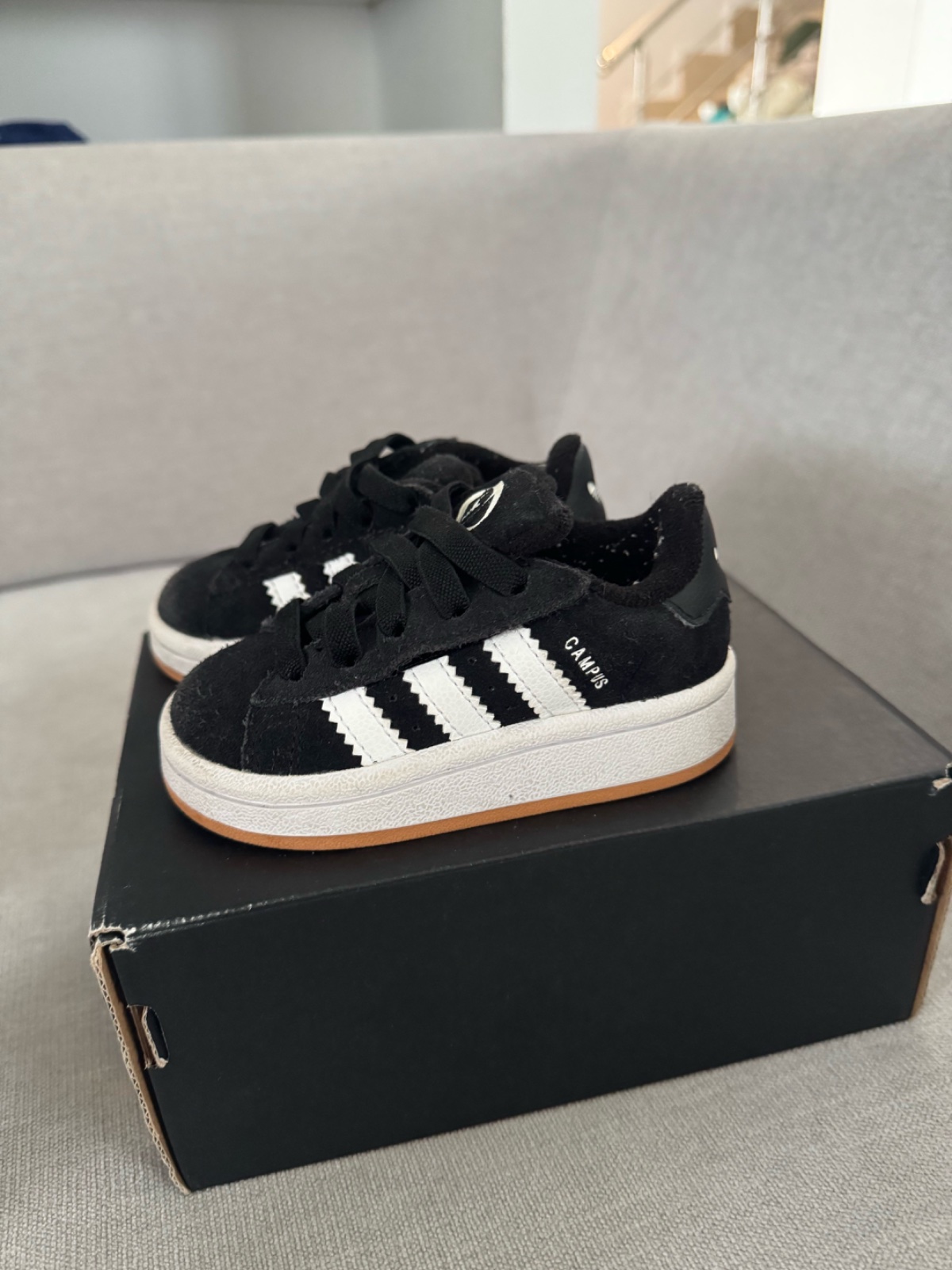 Adidas Campus noir et blanc pour bebe 