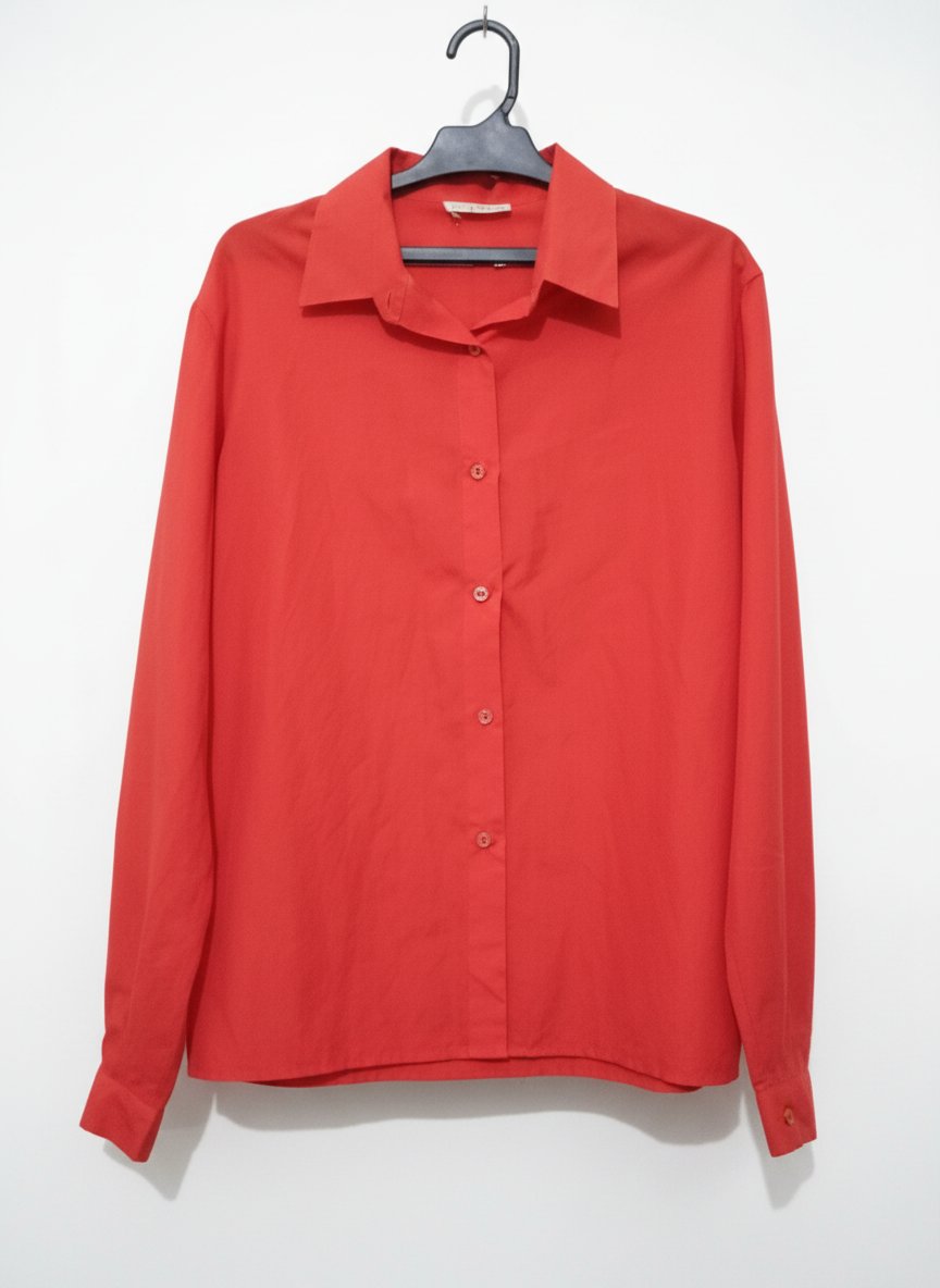 Chemise en rouge 