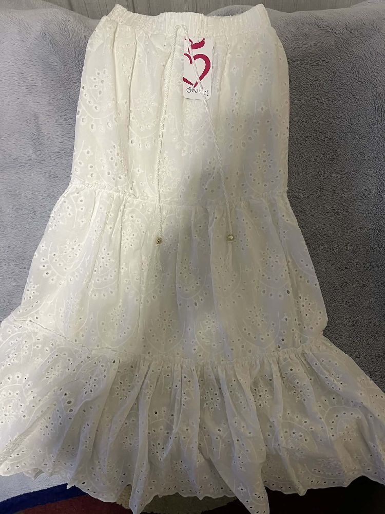 Jupe broderie anglaise