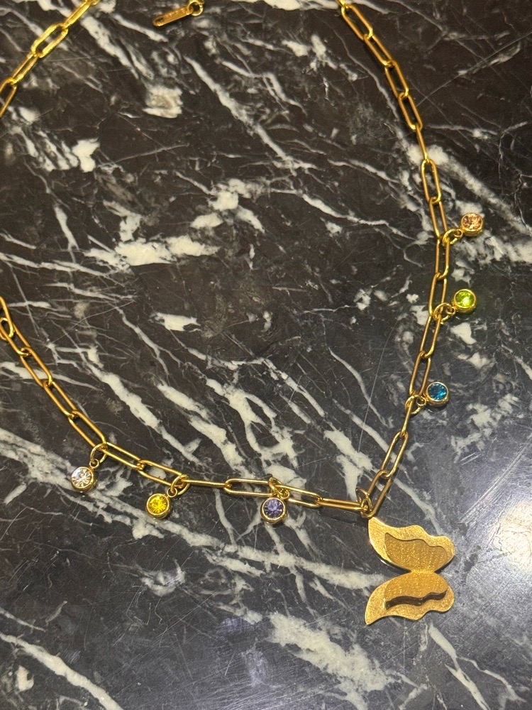 Collier papillon