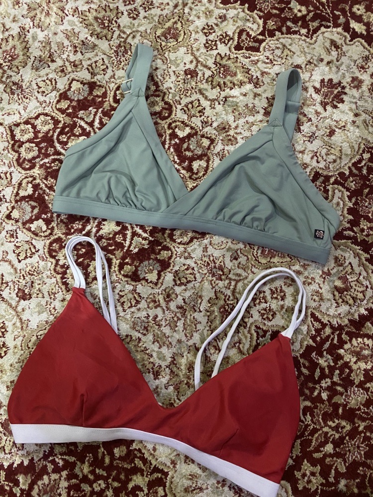 2 hauts bikini neuf