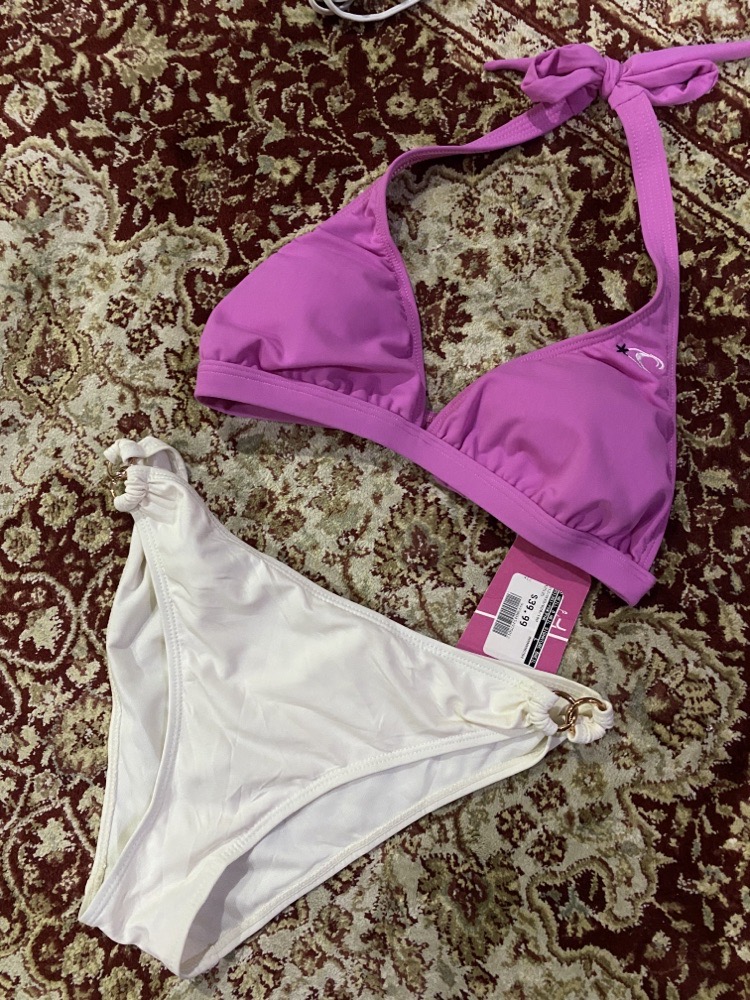 bikini femme