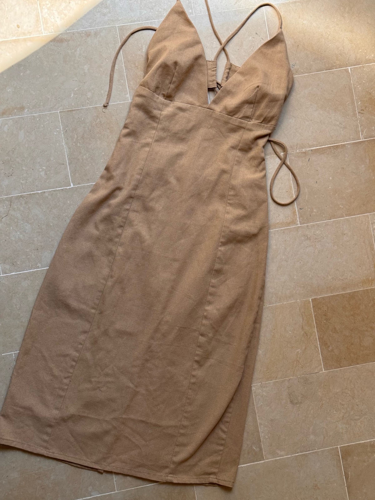 Robe mi-longue beige Forever 21